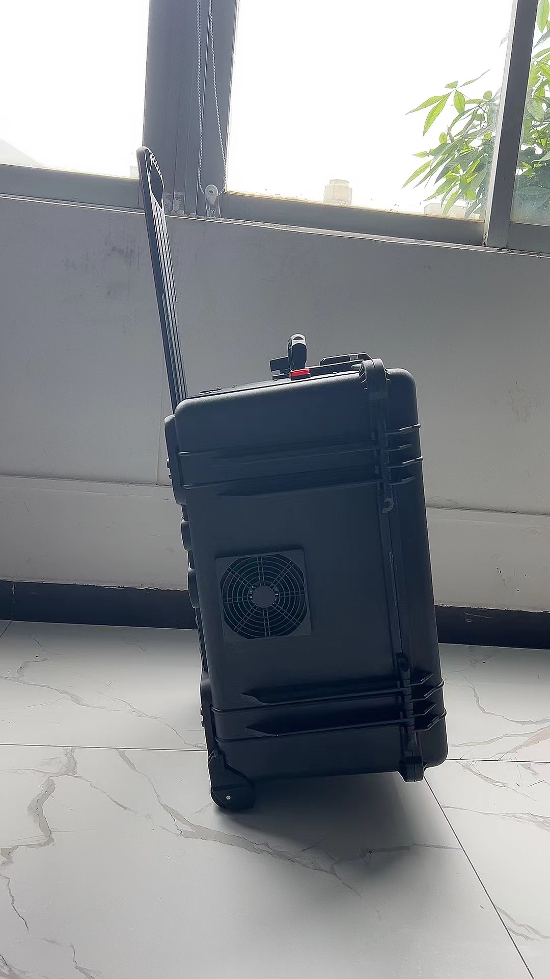 红河手拉箱型移动通信干扰器